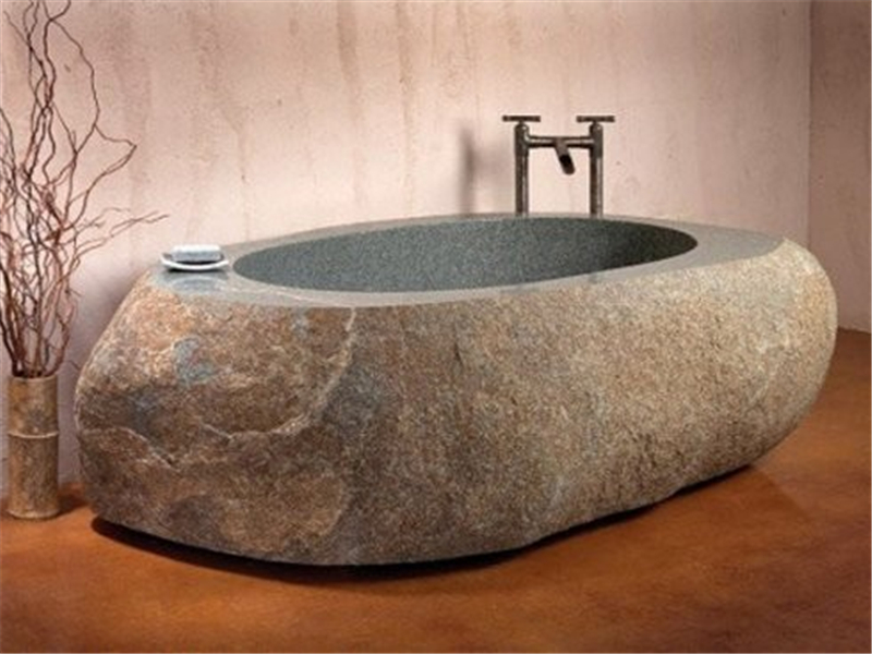 自然石浴缸