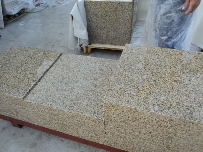 Gold Sesame Granite Tiles (4)